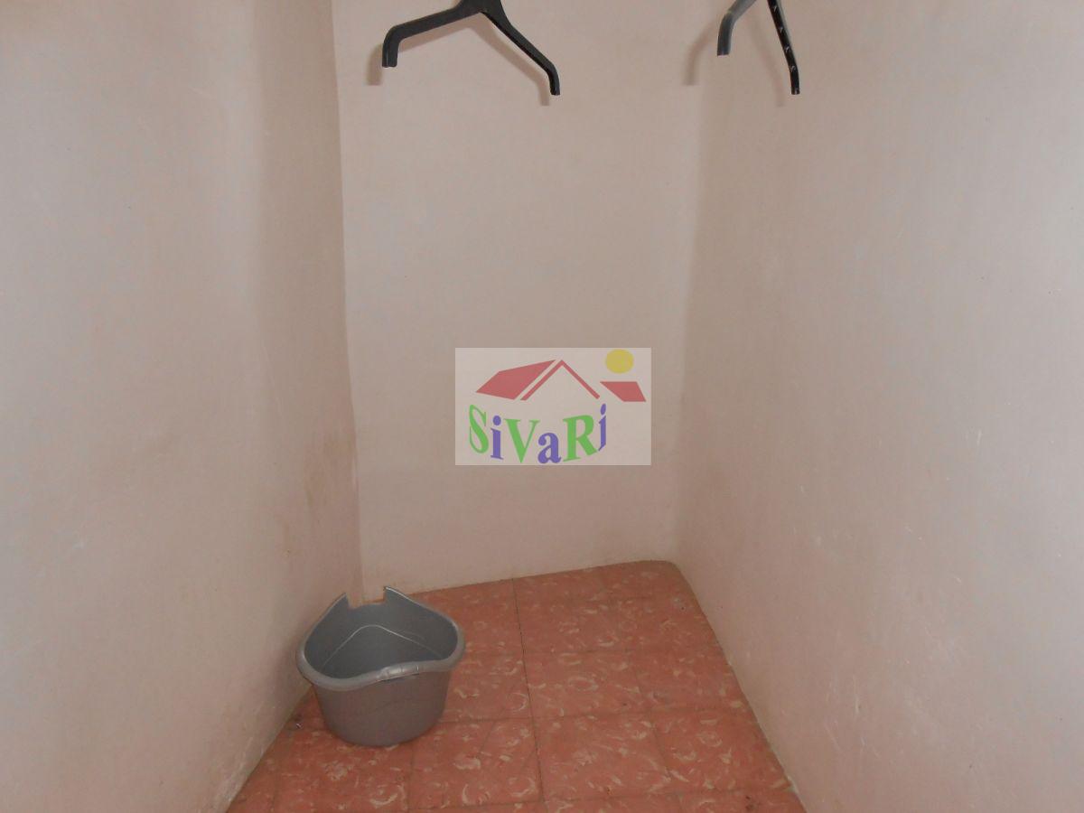 For sale of house in Abarán