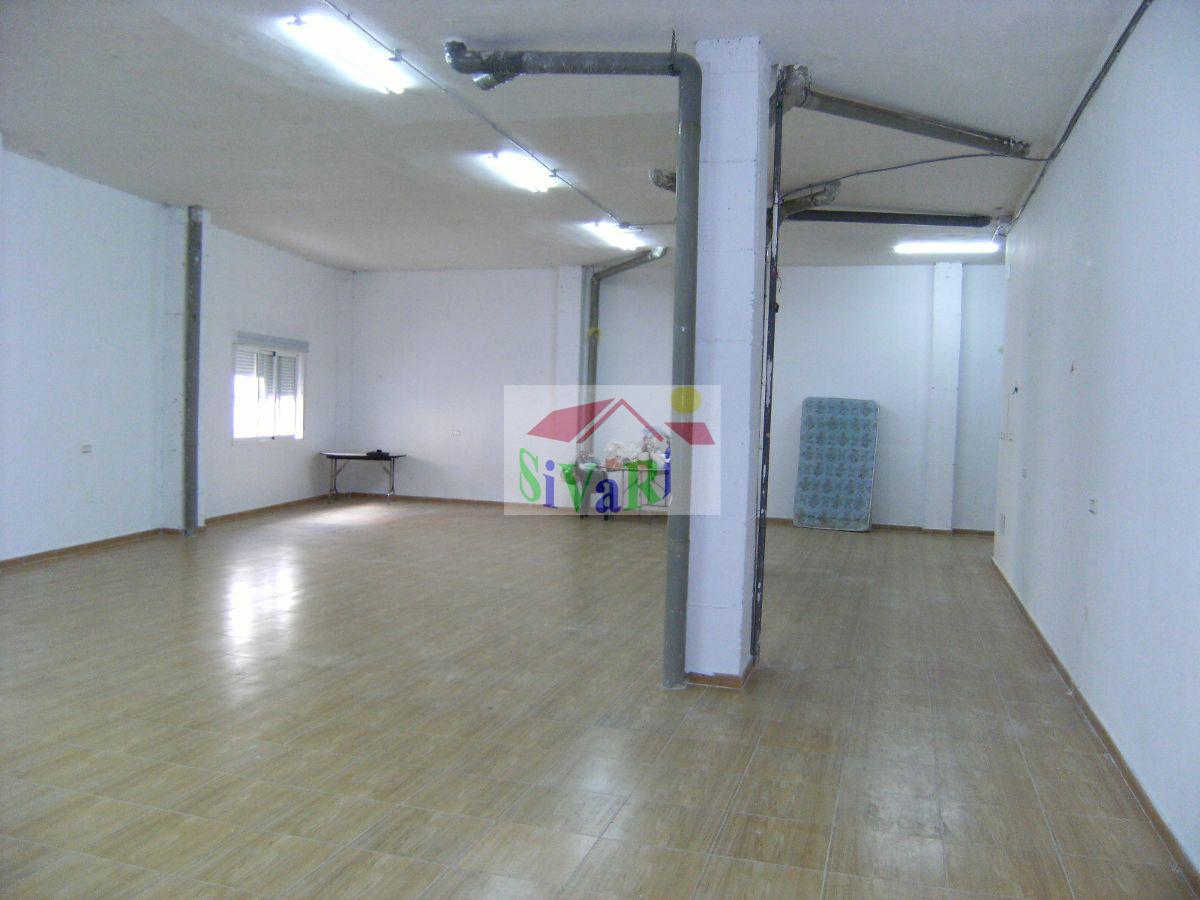 For rent of commercial in Abarán