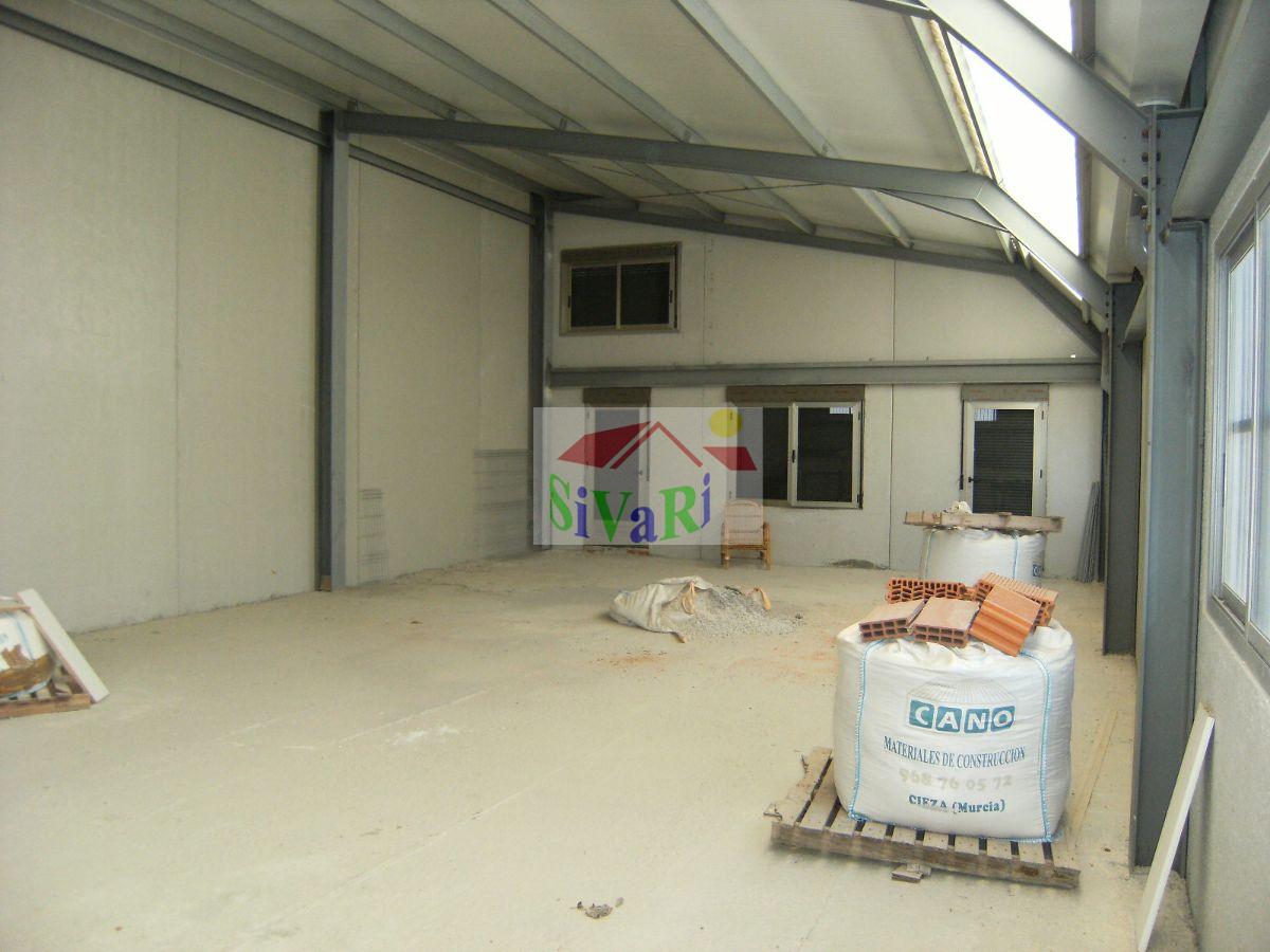 For sale of industrial plant/warehouse in Cieza