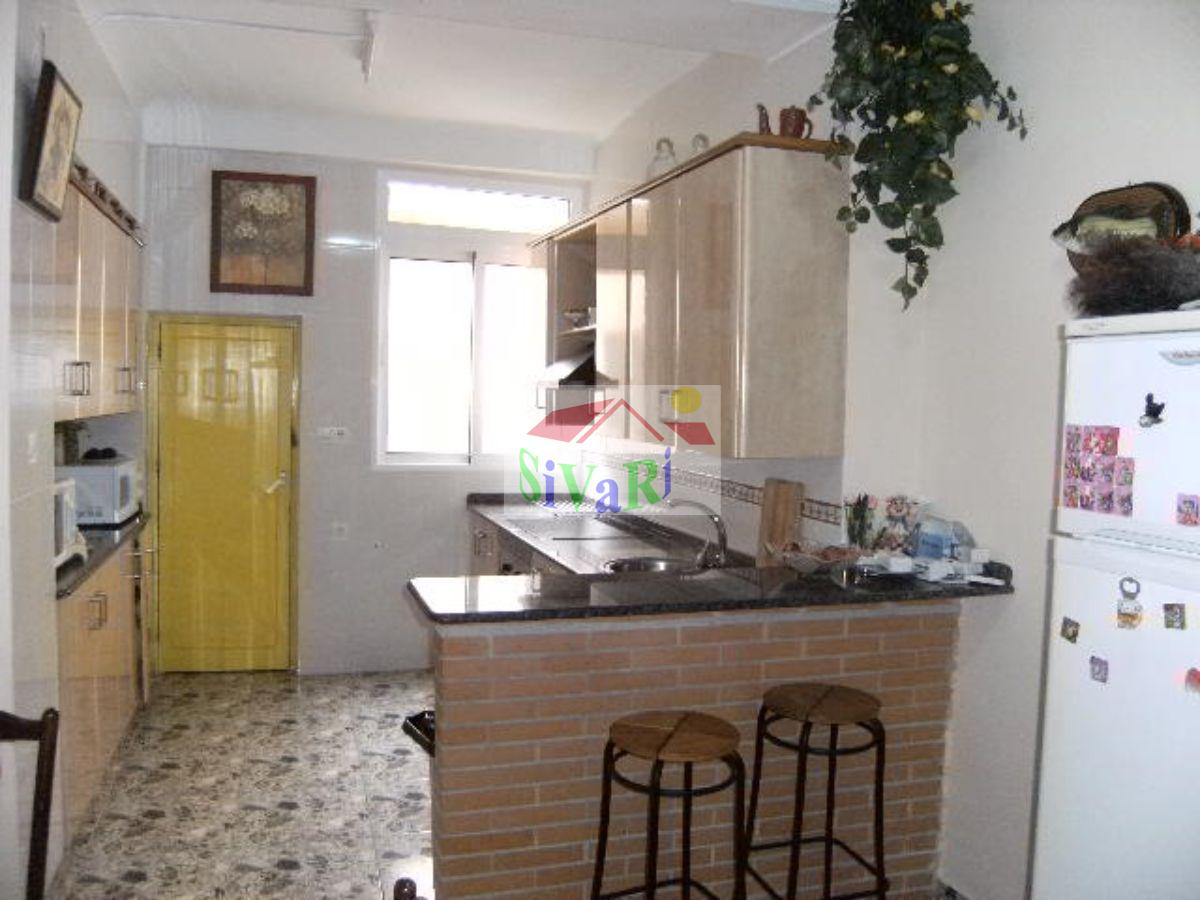 For sale of house in Abarán