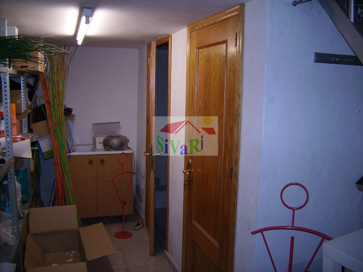 For sale of commercial in Abarán