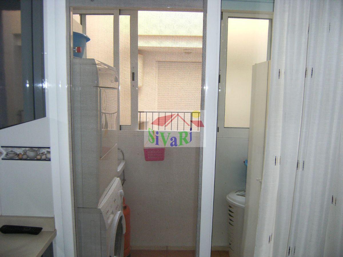 For sale of flat in Abarán