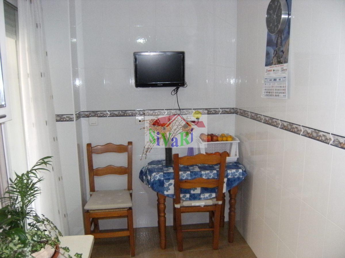 For sale of flat in Abarán