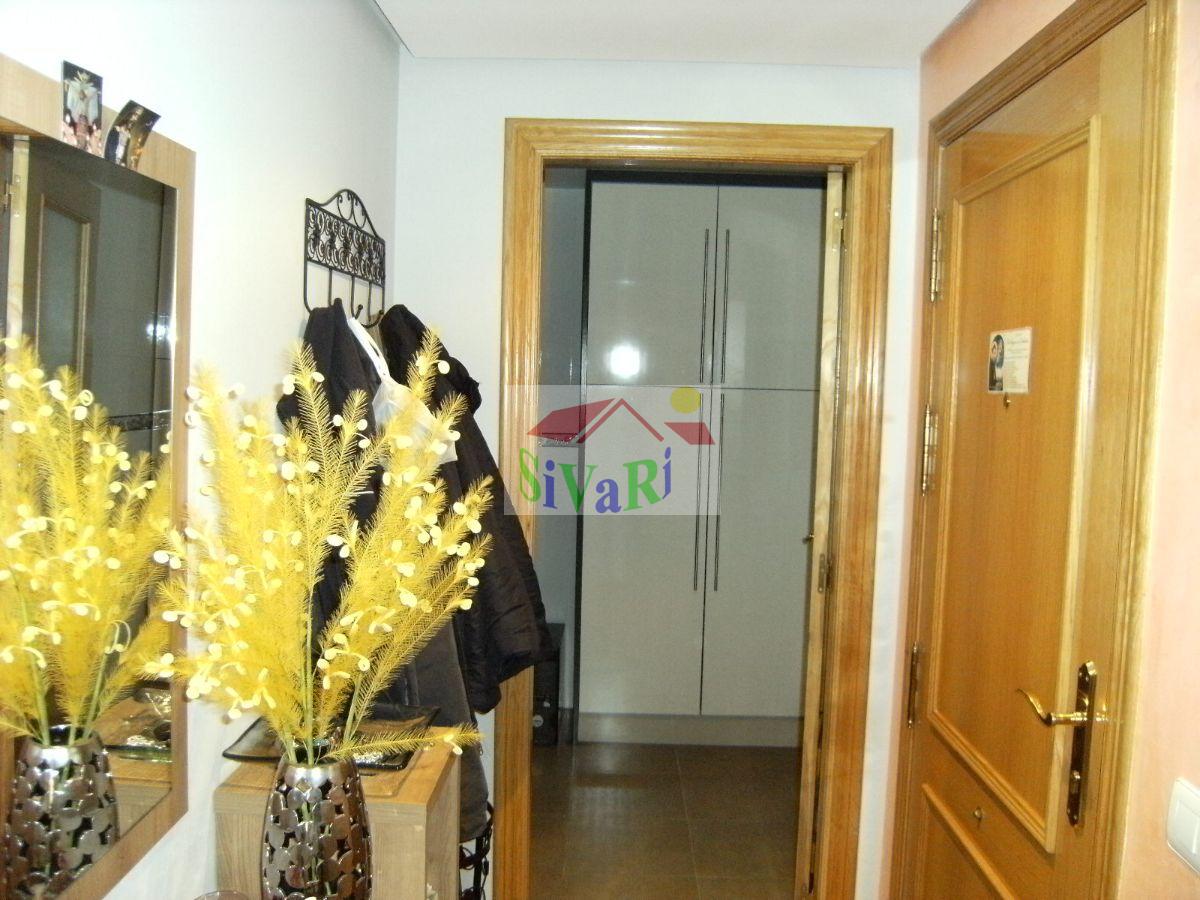 For sale of flat in Abarán