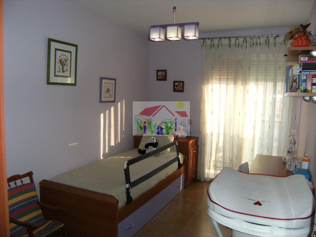 For sale of flat in Abarán