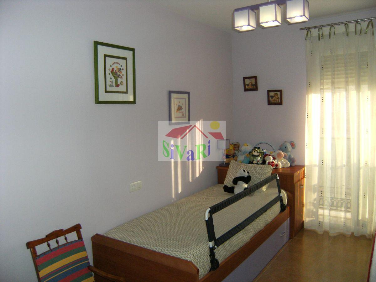 For sale of flat in Abarán