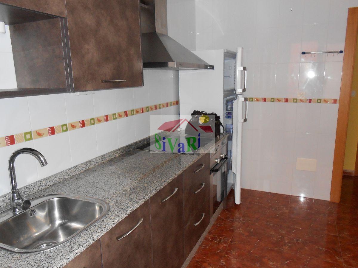 For sale of flat in Abarán