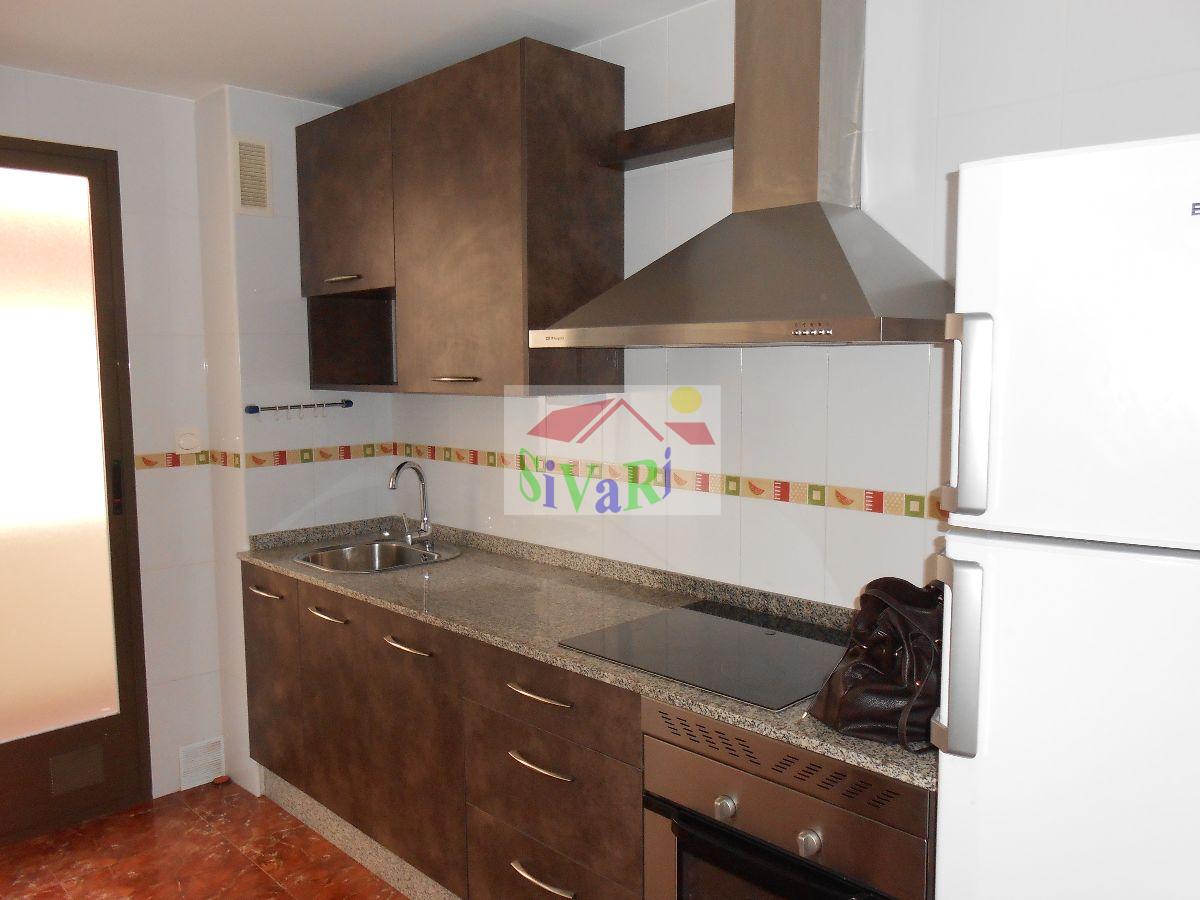 For sale of flat in Abarán