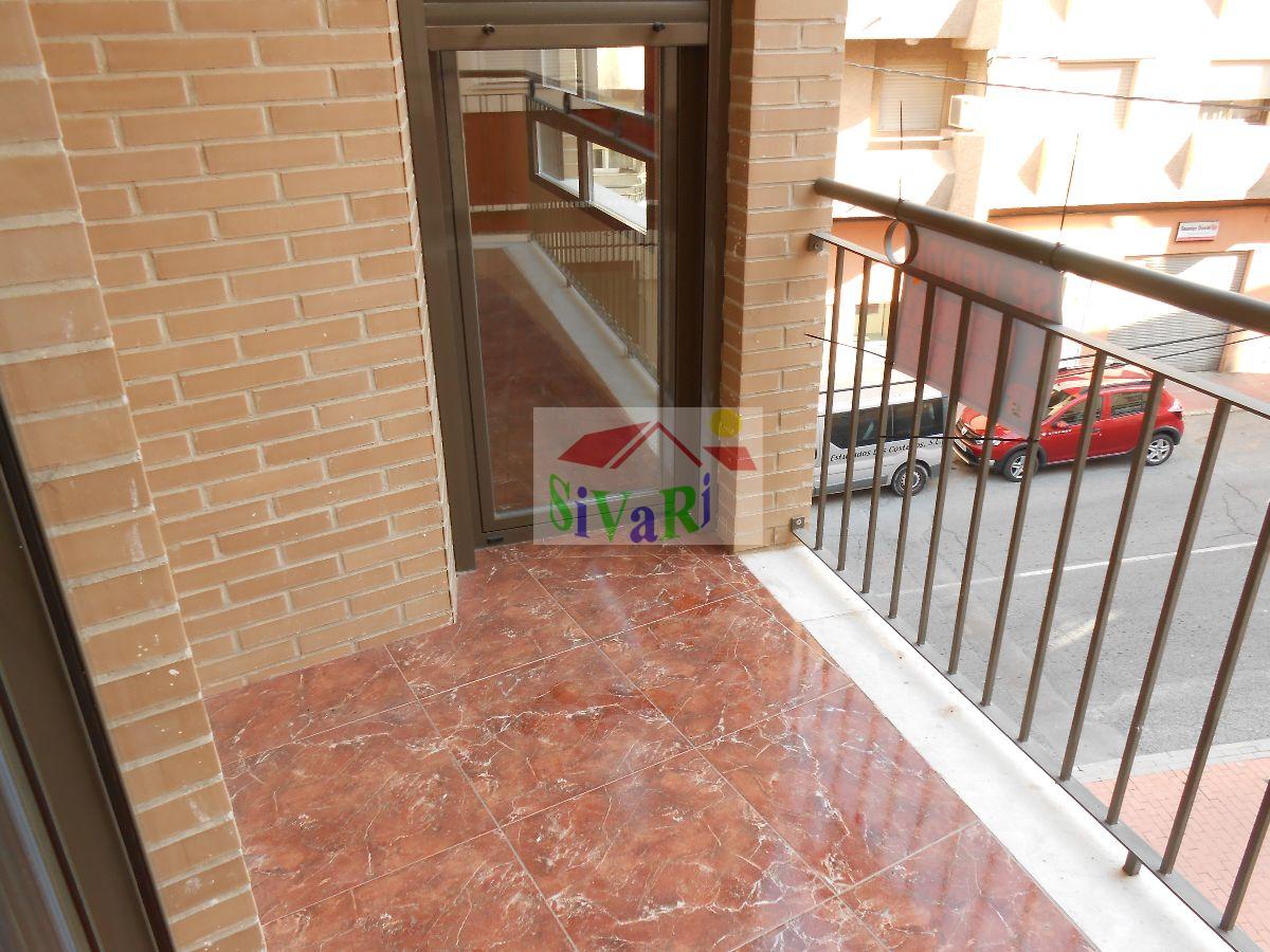 For sale of flat in Abarán