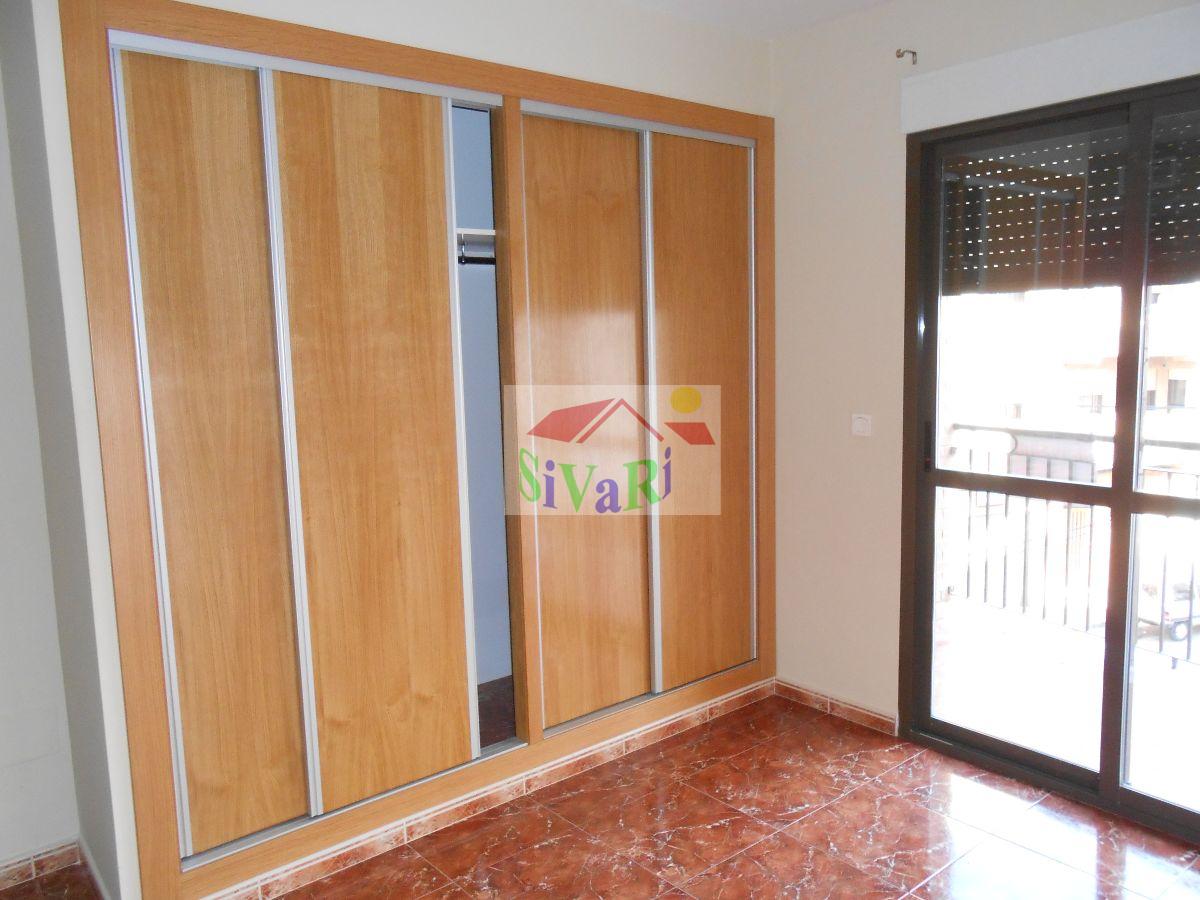 For sale of flat in Abarán