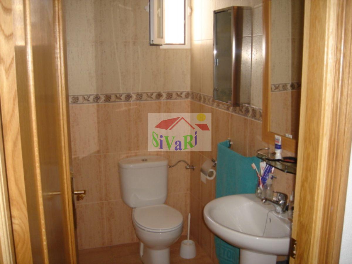 For sale of flat in Abarán