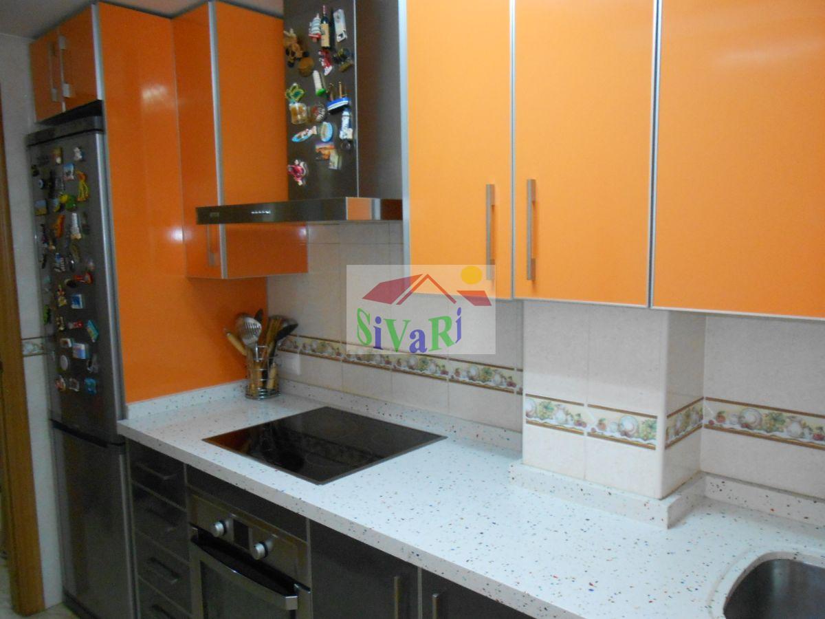 For sale of flat in Abarán