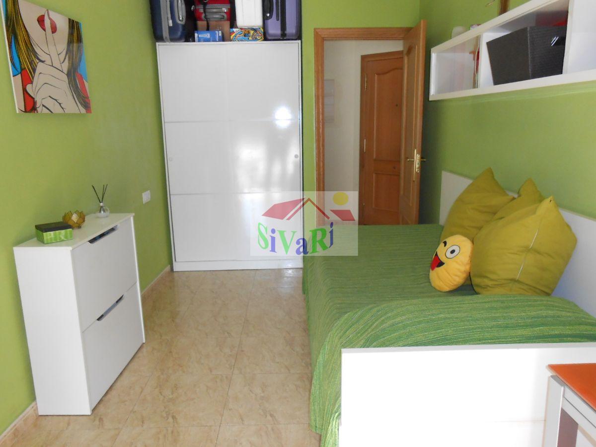 For sale of flat in Abarán