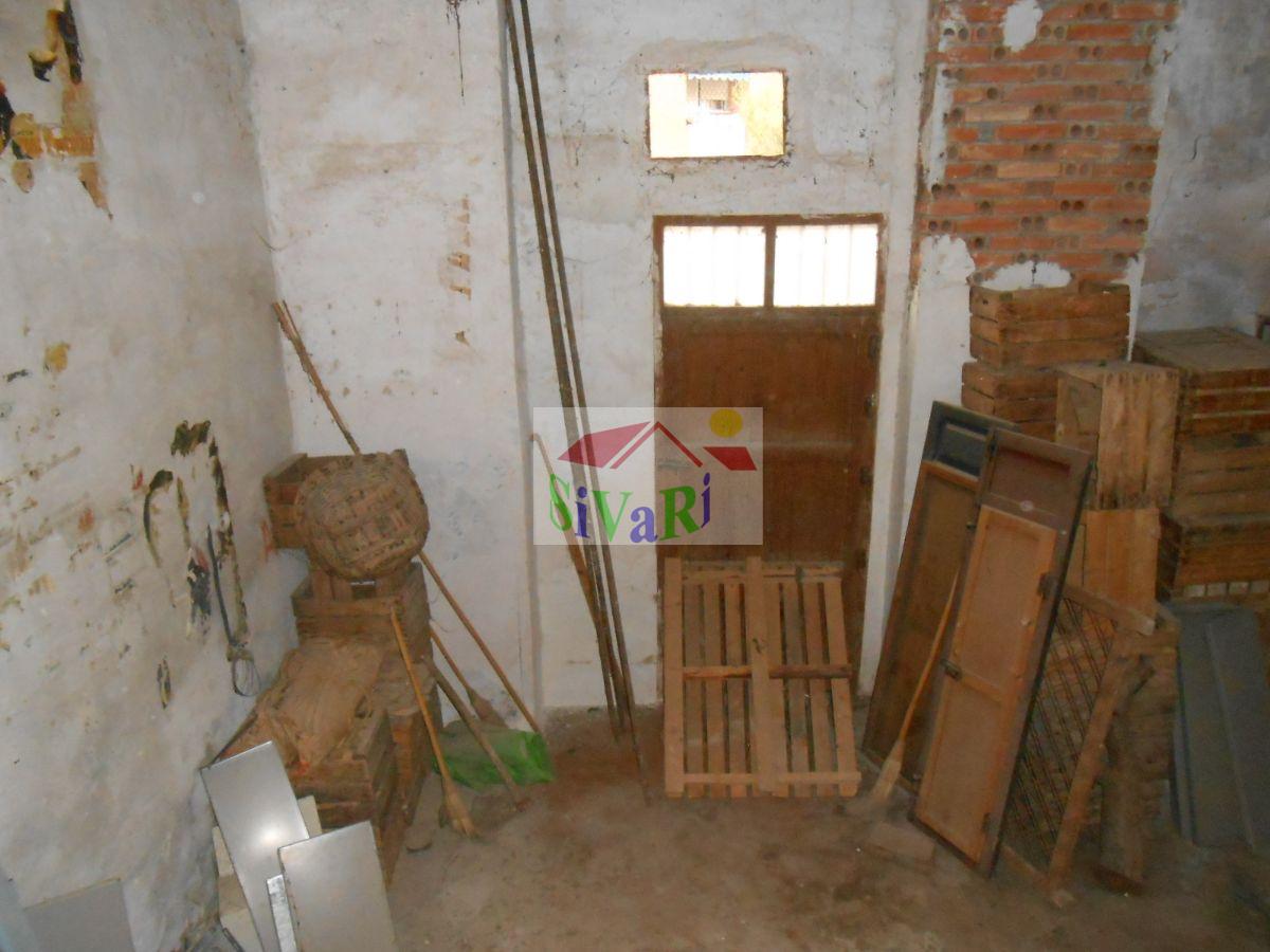 For sale of house in Abarán