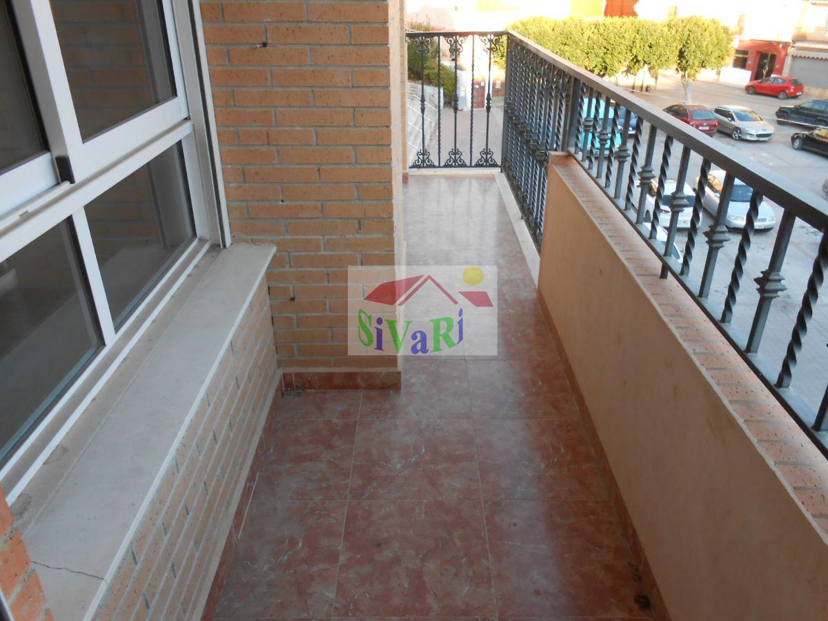 For sale of flat in Blanca