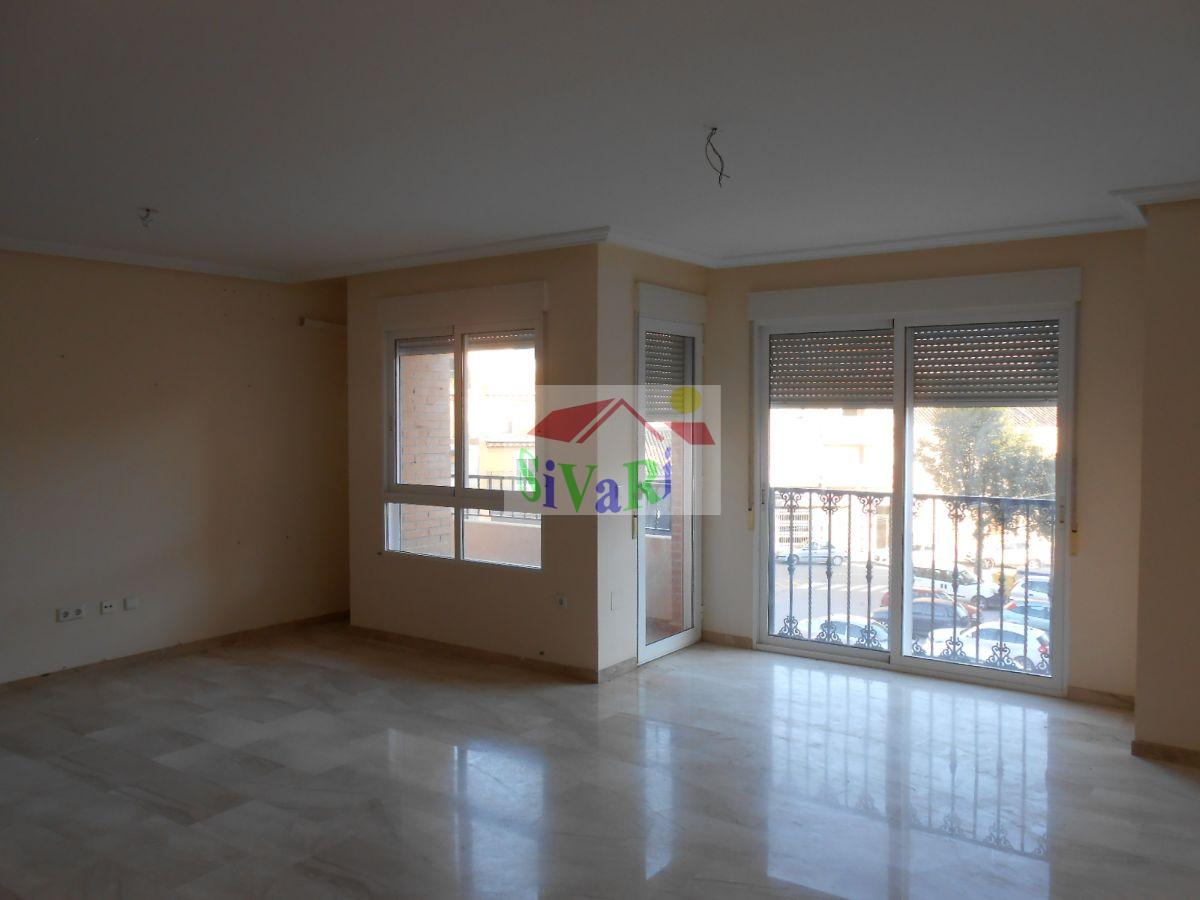 For sale of flat in Blanca