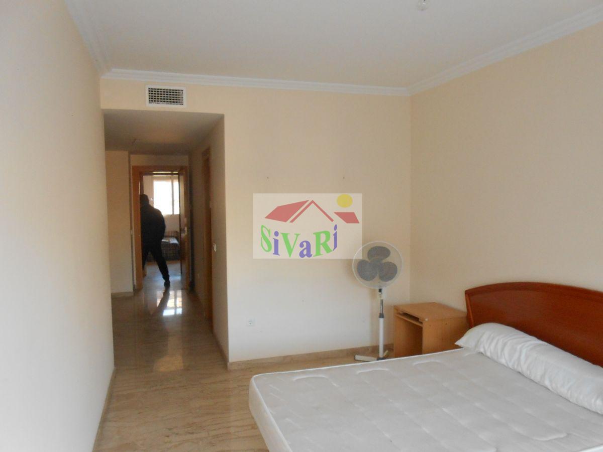 For sale of flat in Blanca