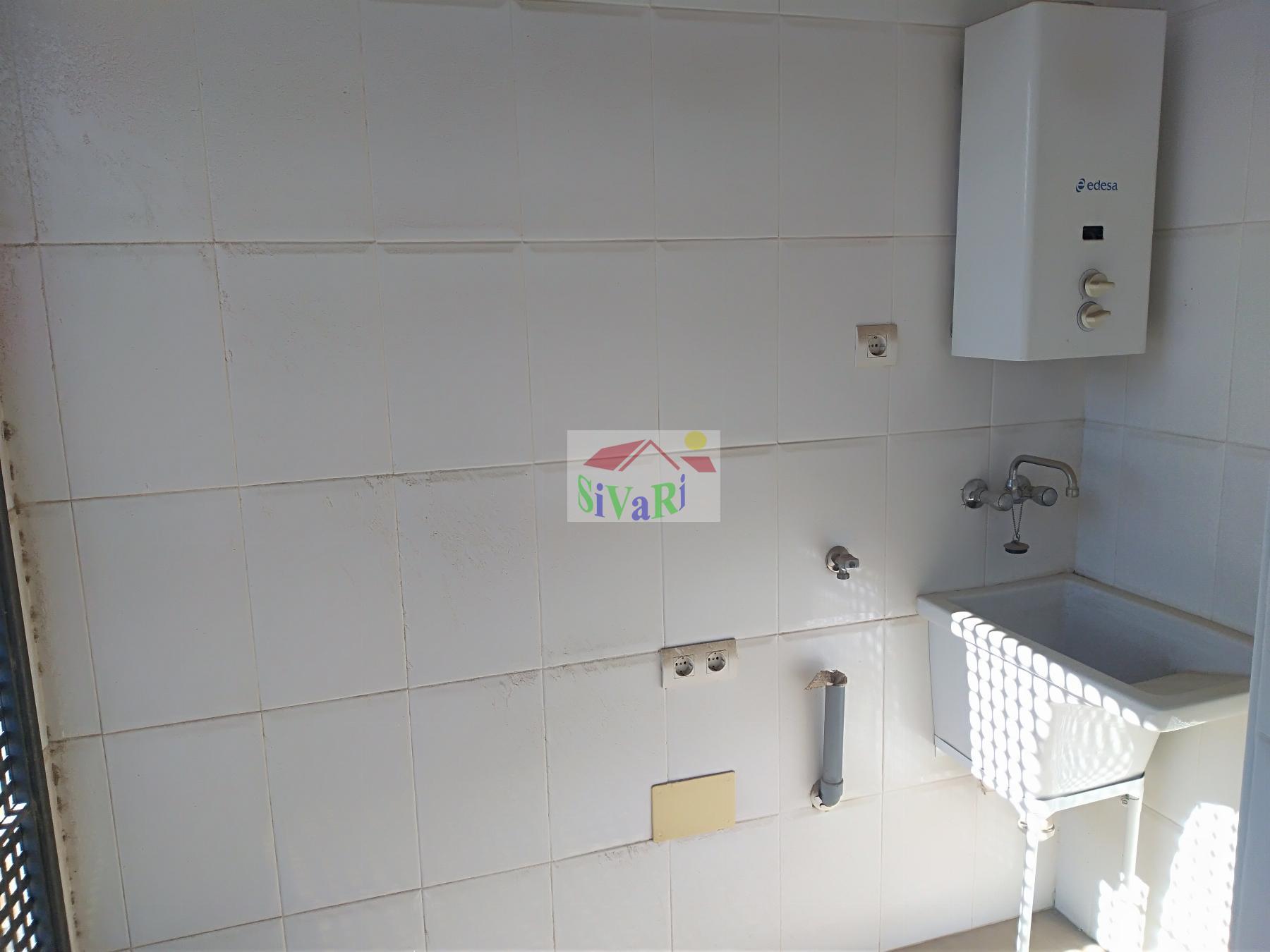 For sale of duplex in Abarán
