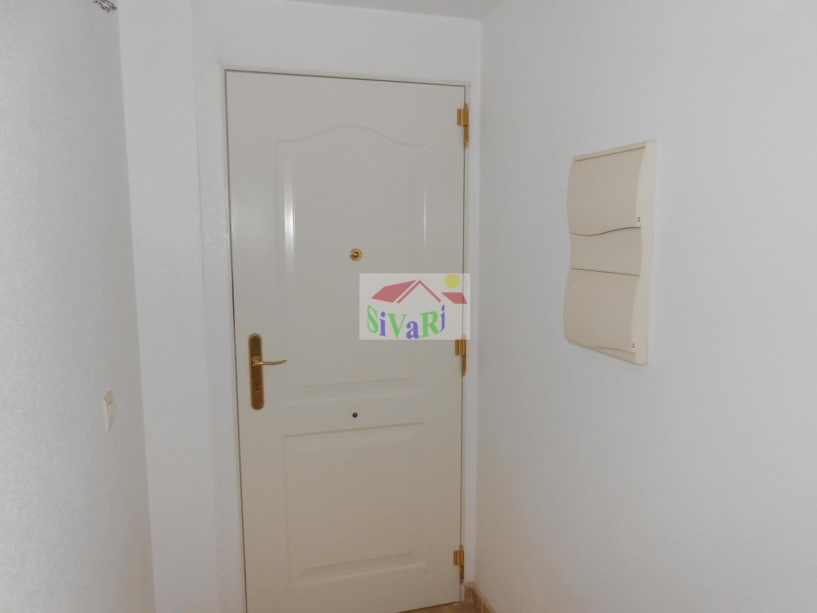 For sale of duplex in Abarán