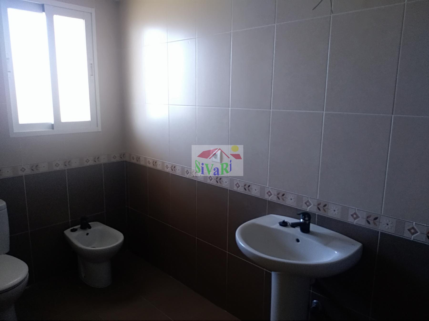 For sale of duplex in Abarán
