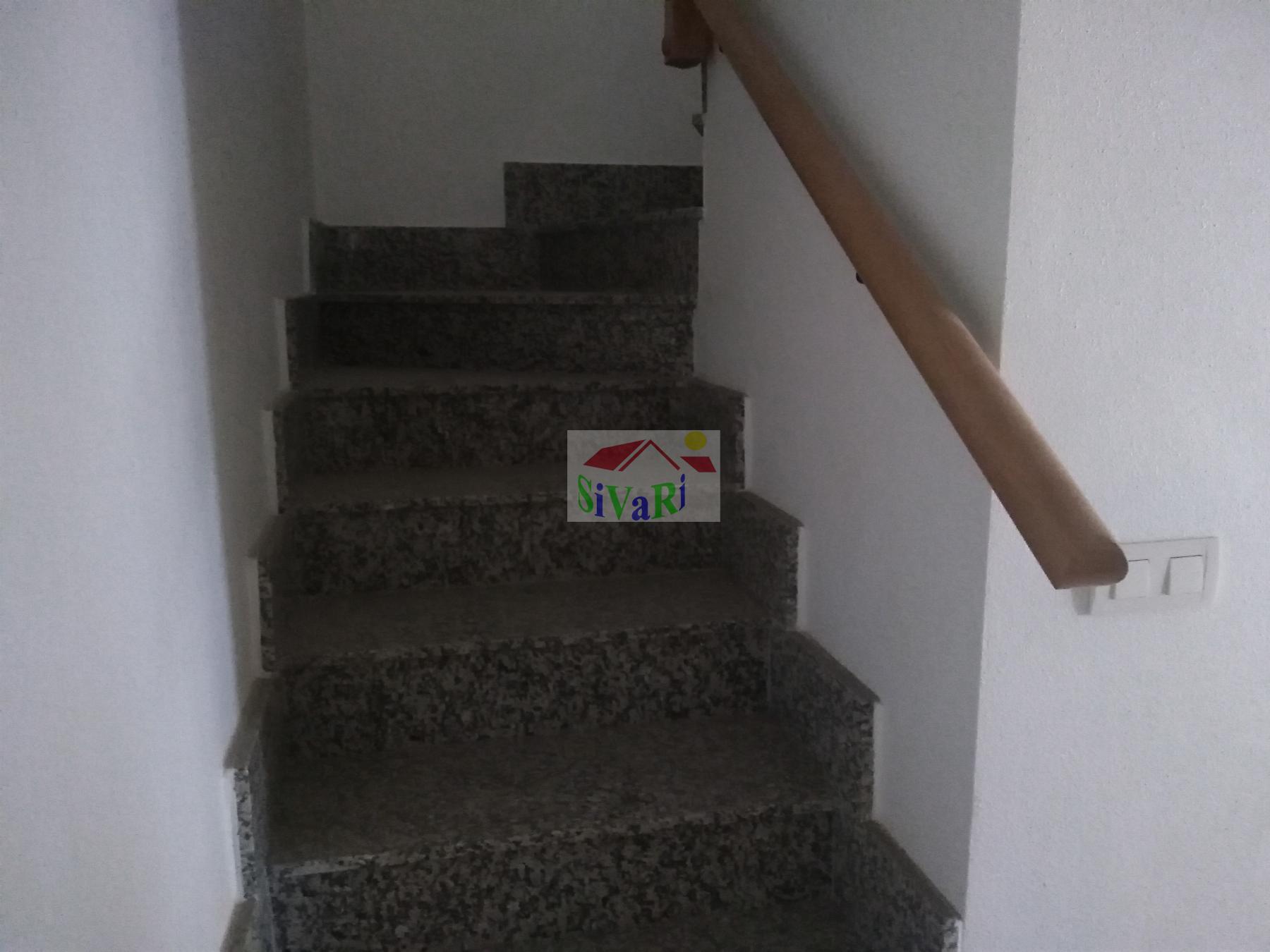 For sale of duplex in Abarán