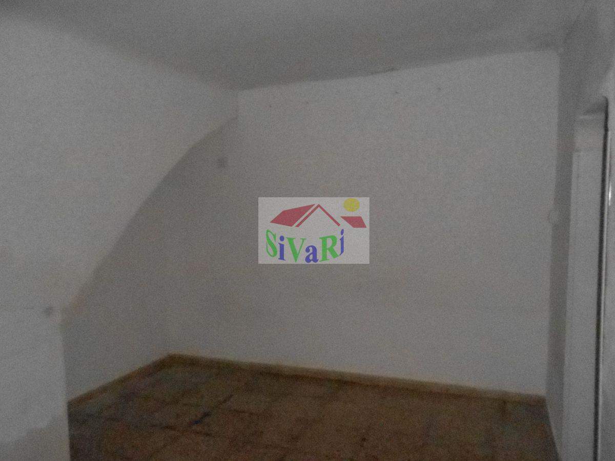 For sale of house in Abarán