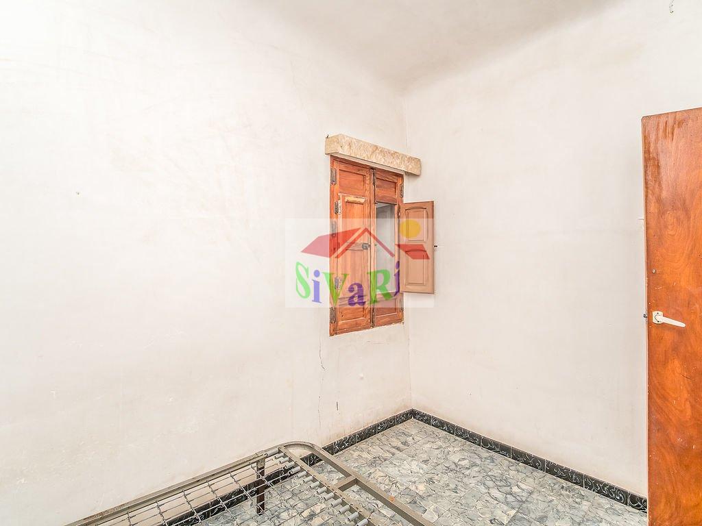 For sale of house in Abarán