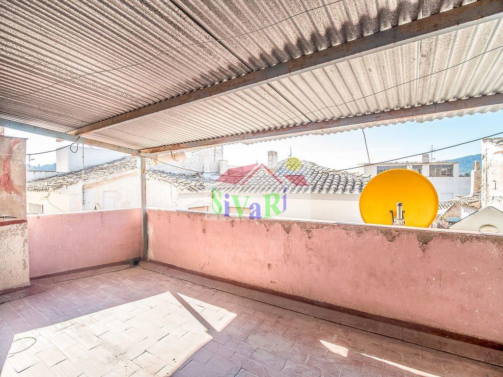 For sale of house in Abarán