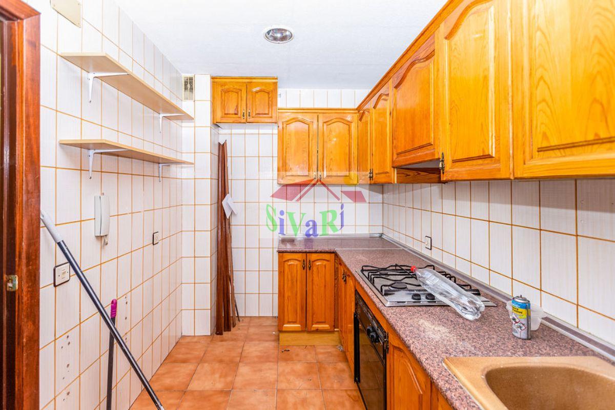 For sale of flat in Abarán