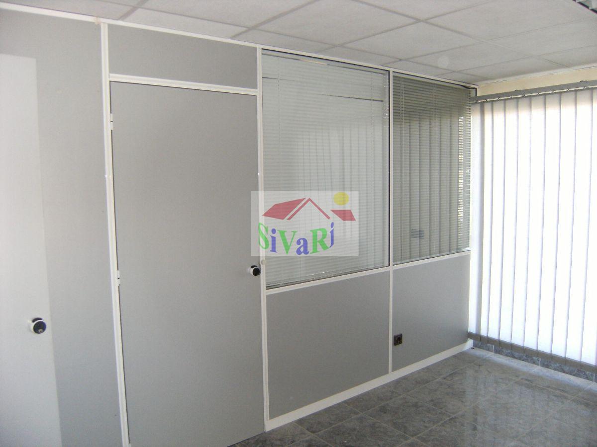 For rent of commercial in Abarán