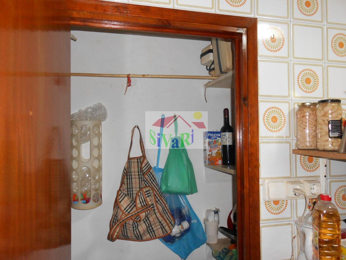 For sale of flat in Abarán