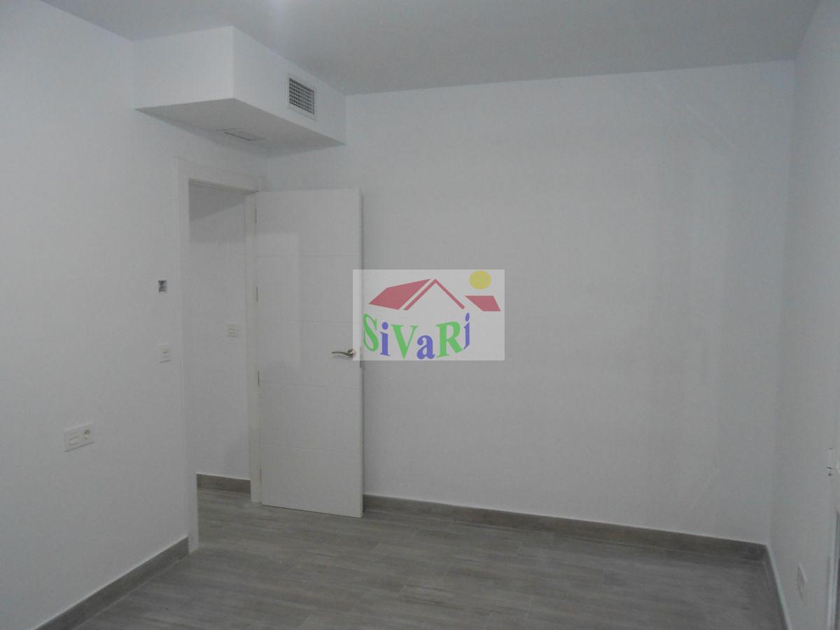 For sale of flat in Abarán