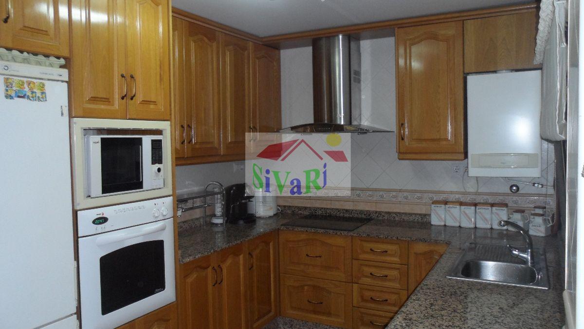 For sale of flat in Abarán