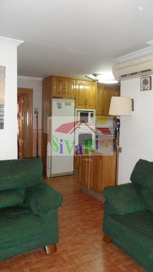 For sale of flat in Abarán