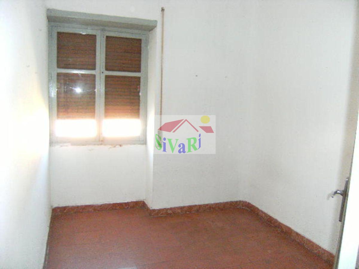 For sale of flat in Abarán