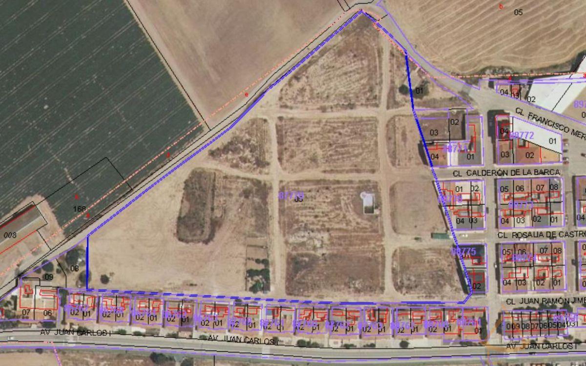 Venta de terreno en Los Martinez del Puerto