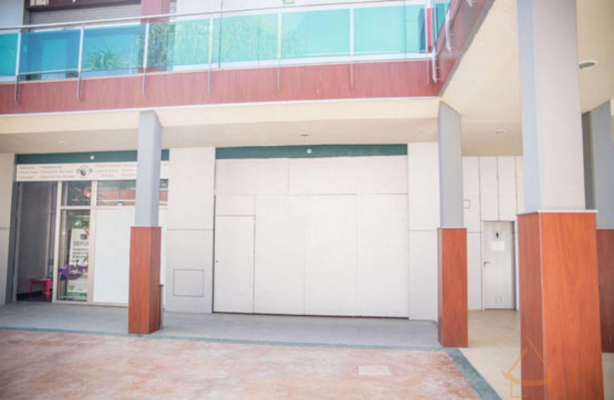 For sale of commercial in San Fulgencio