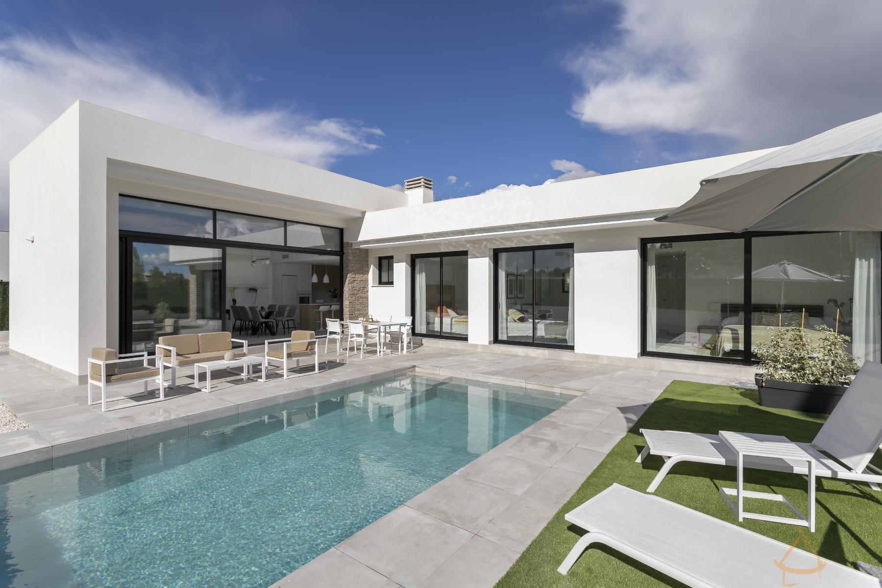 Zu verkaufen von villa in
 Calasparra