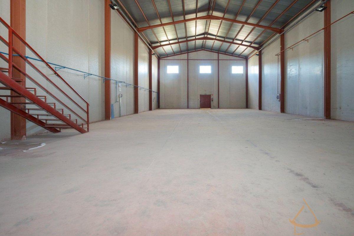 For sale of industrial plant/warehouse in Hondón de las Nieves