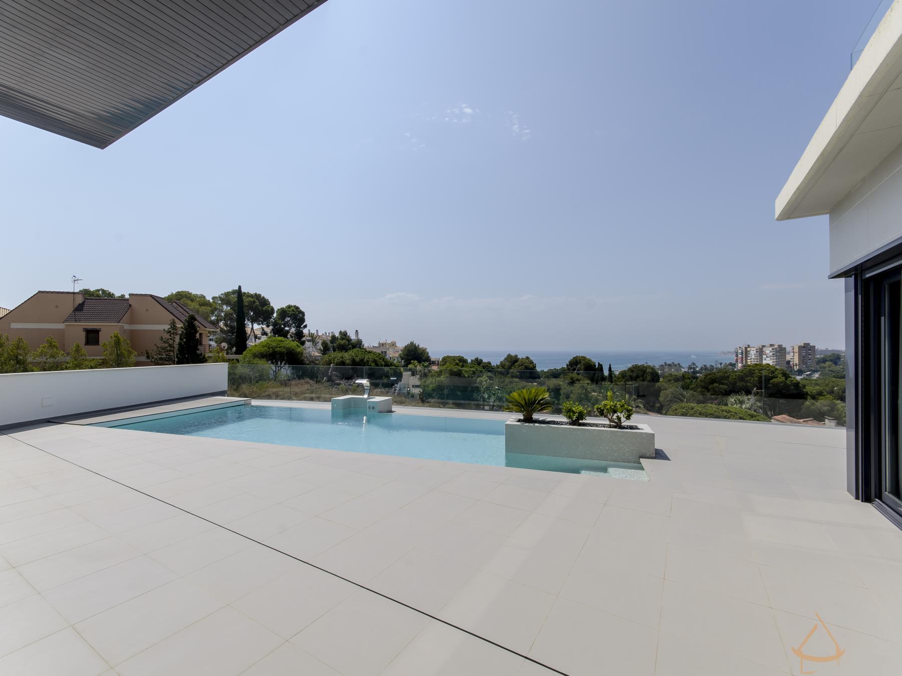 Verkoop van villa in Orihuela Costa