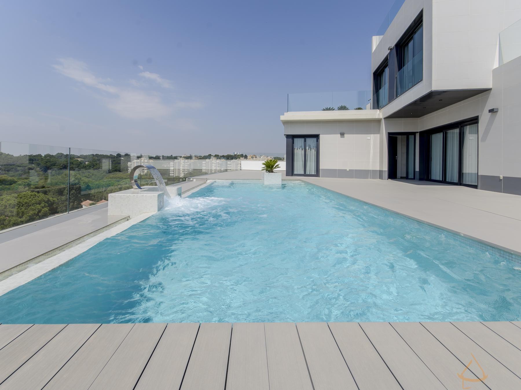 Verkoop van villa in Orihuela Costa
