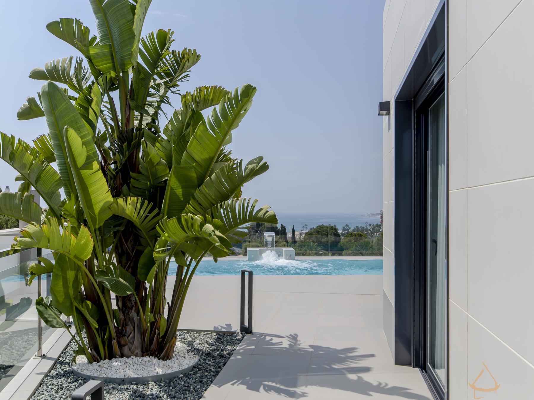 Verkoop van villa in Orihuela Costa