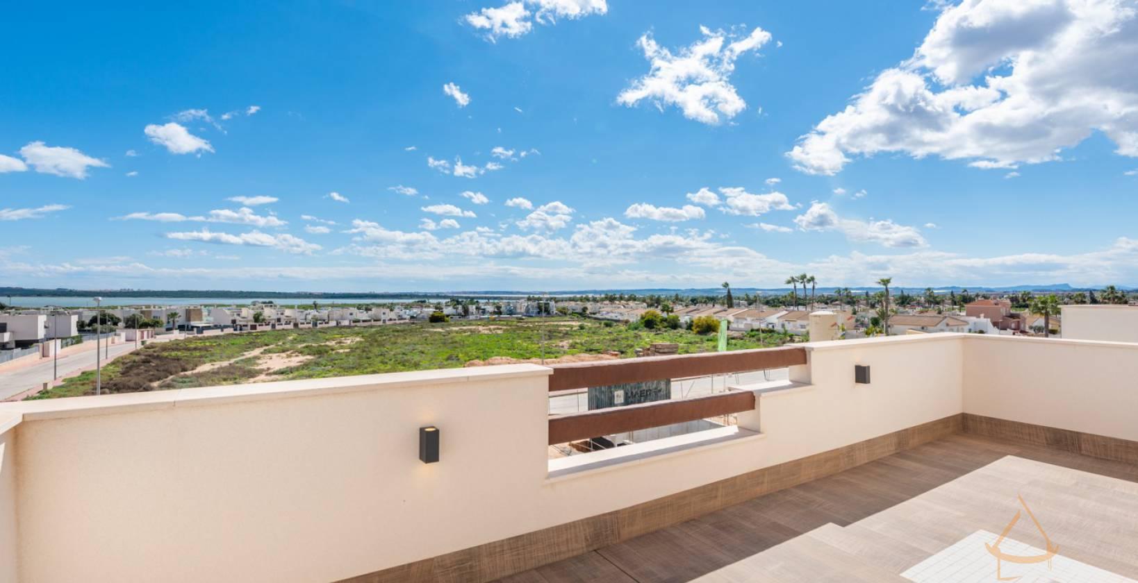 For sale of villa in Torrevieja
