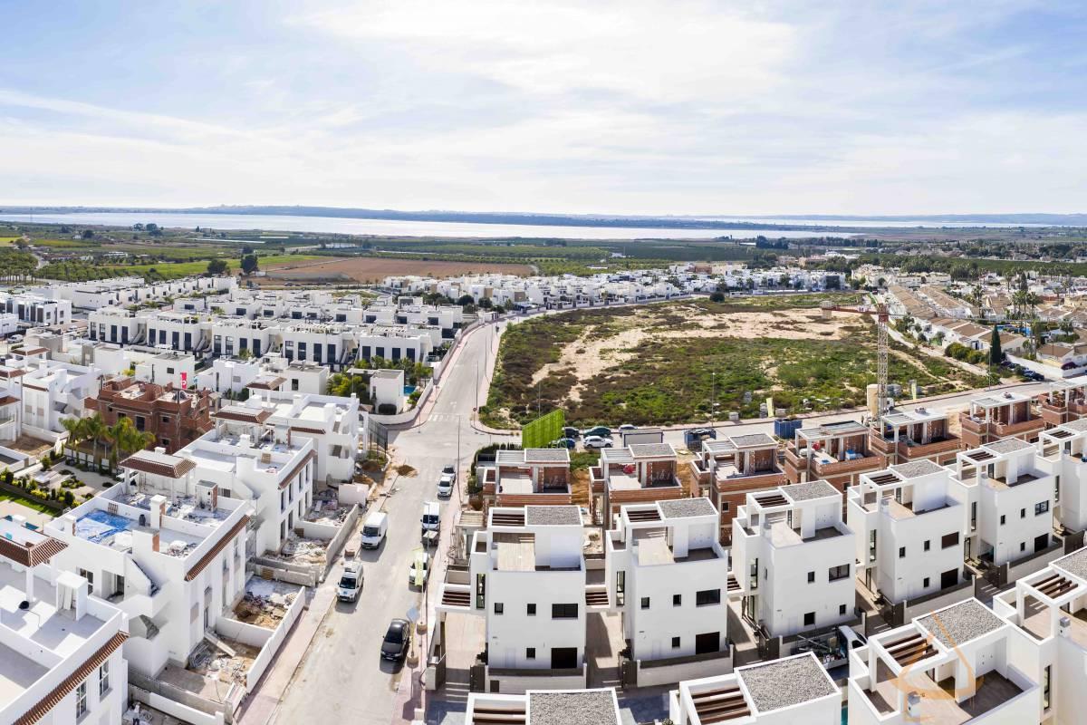 For sale of villa in Torrevieja