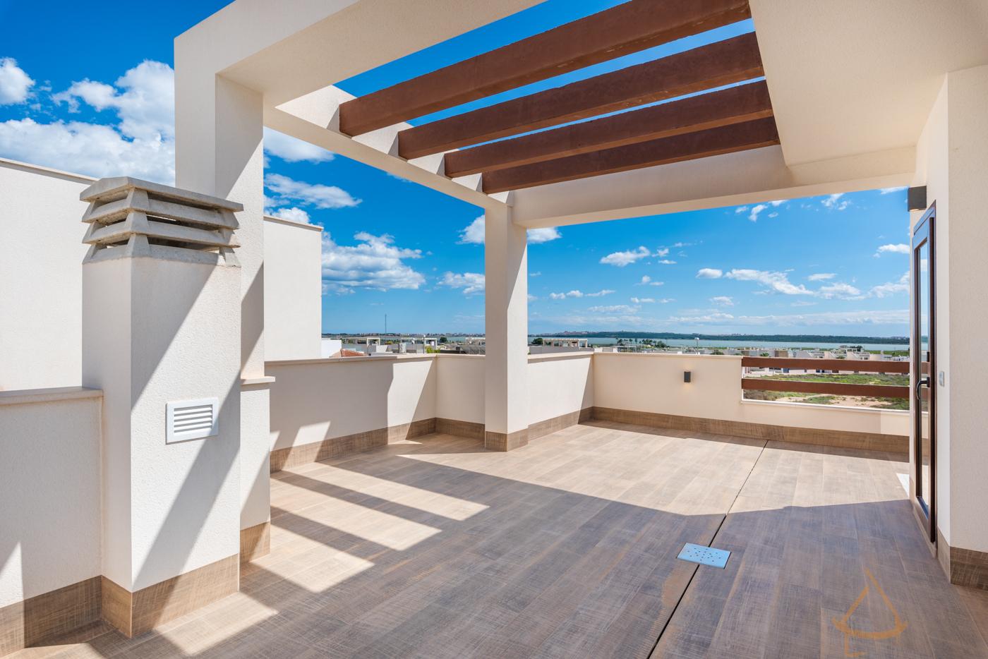 Zu verkaufen von villa in
 Los Montesinos