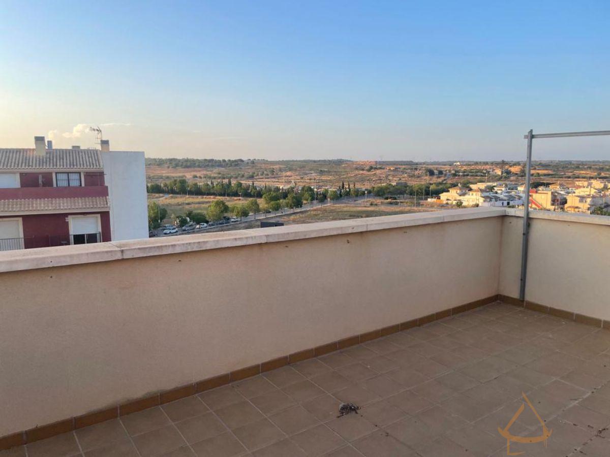 For sale of penthouse in Sucina