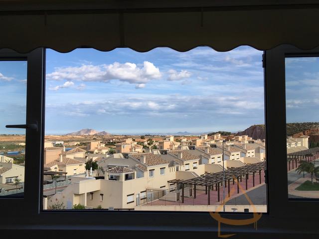 For sale of penthouse in Gea y Truyols