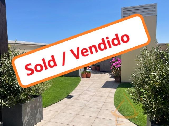 For sale of penthouse in Gea y Truyols