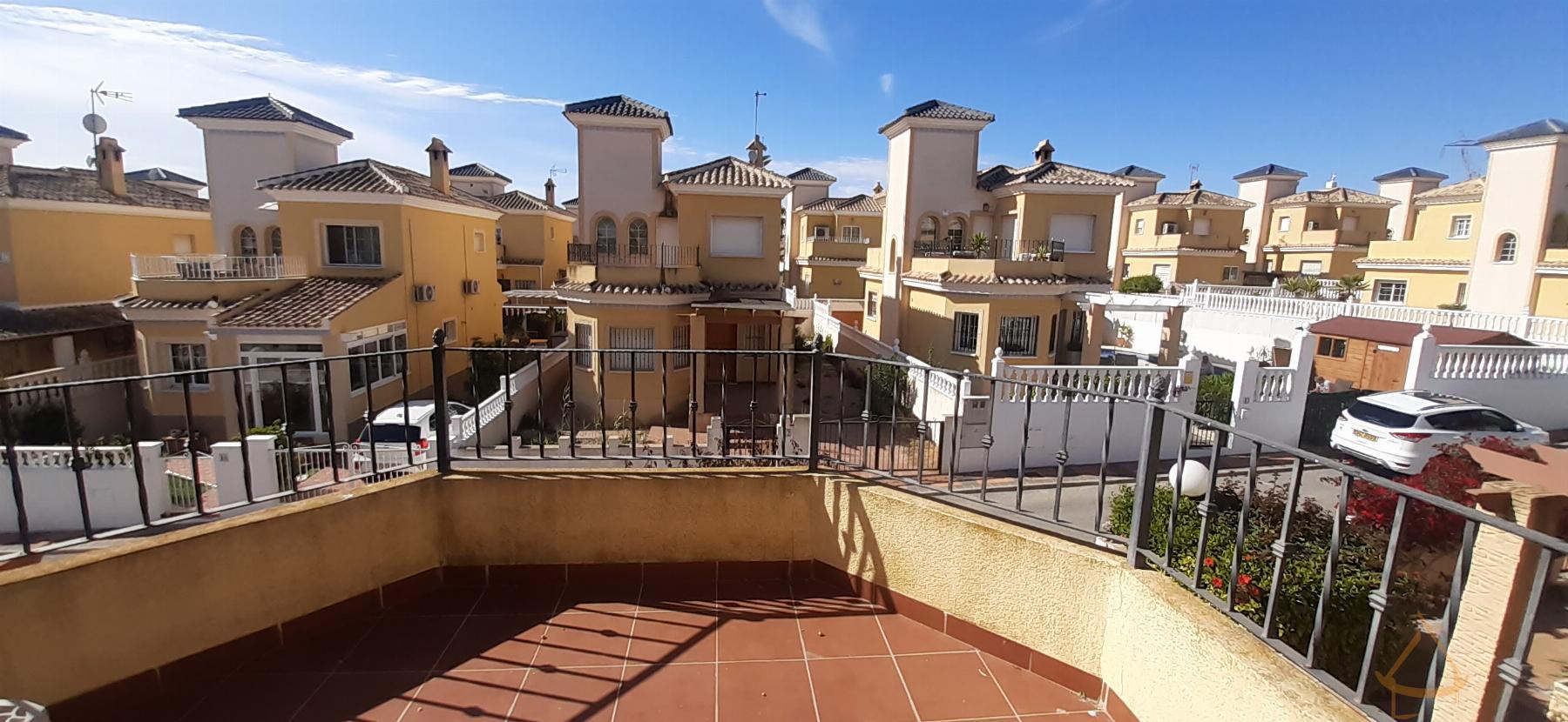 For sale of chalet in Algorfa