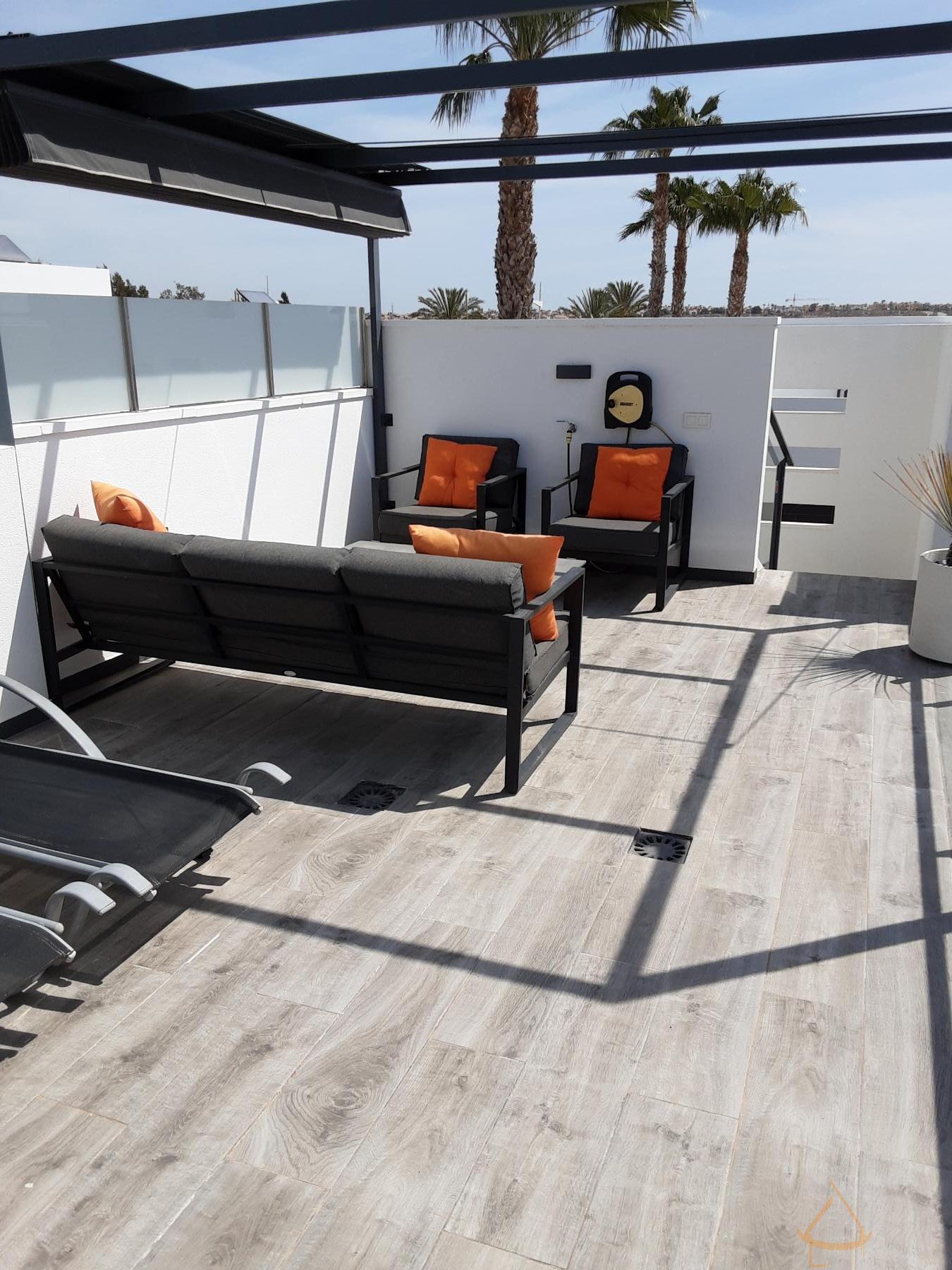 For sale of villa in Algorfa